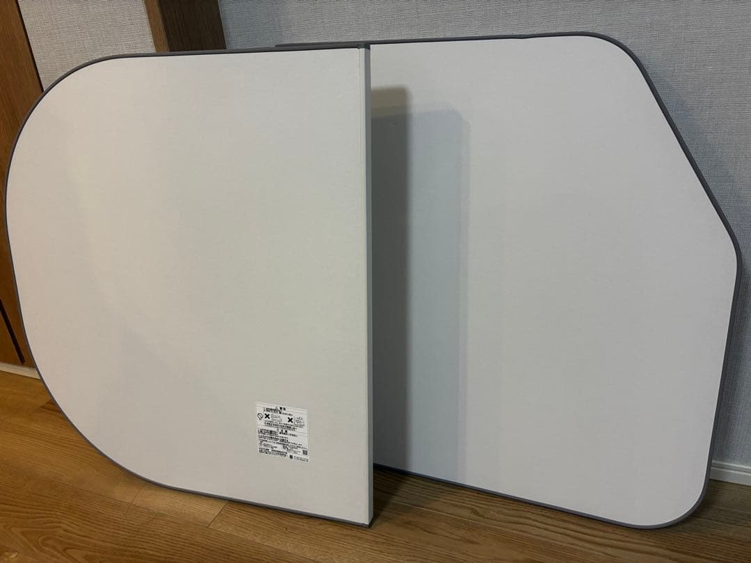 風呂ふた 753mm x 1360mm ホワイト TOTO純正