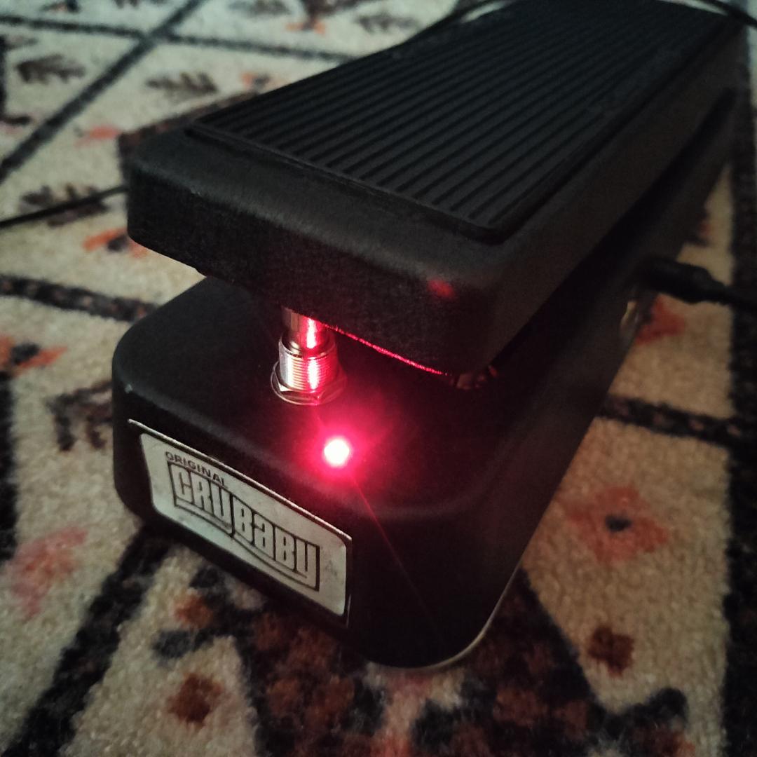 CRY BABY GCB-95トゥルーバイパス化 Red LEDモディファイ