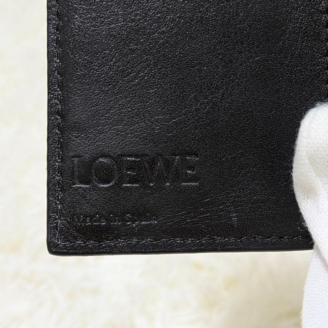 サー✨LOEWE ロエベ　アナグラム　トライフォールドウォレット　Ｗホック