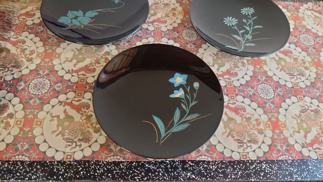 輪島塗り秋草名々菓子皿５客