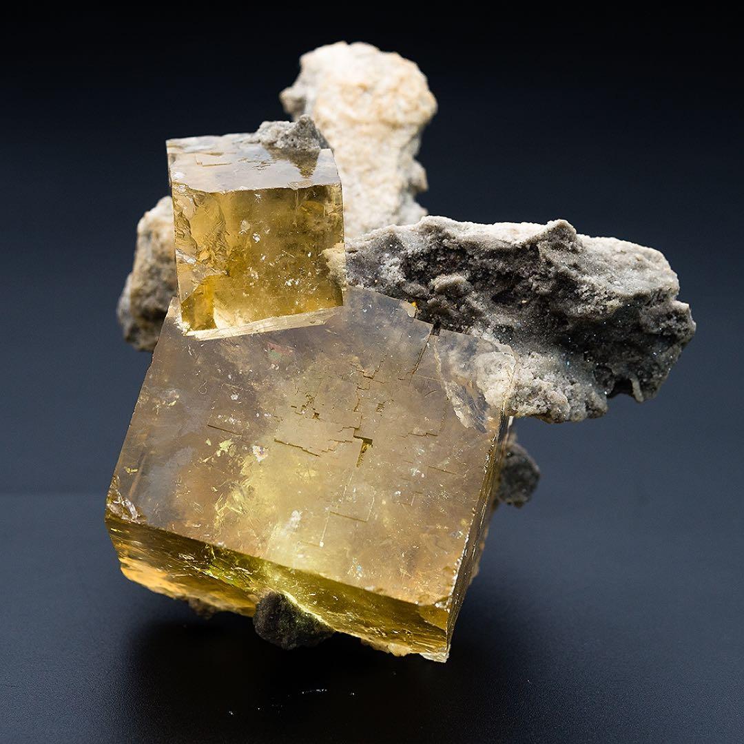 アメリカ フローライト 1651 天然石 原石 鉱物標本 鉱石 蛍石