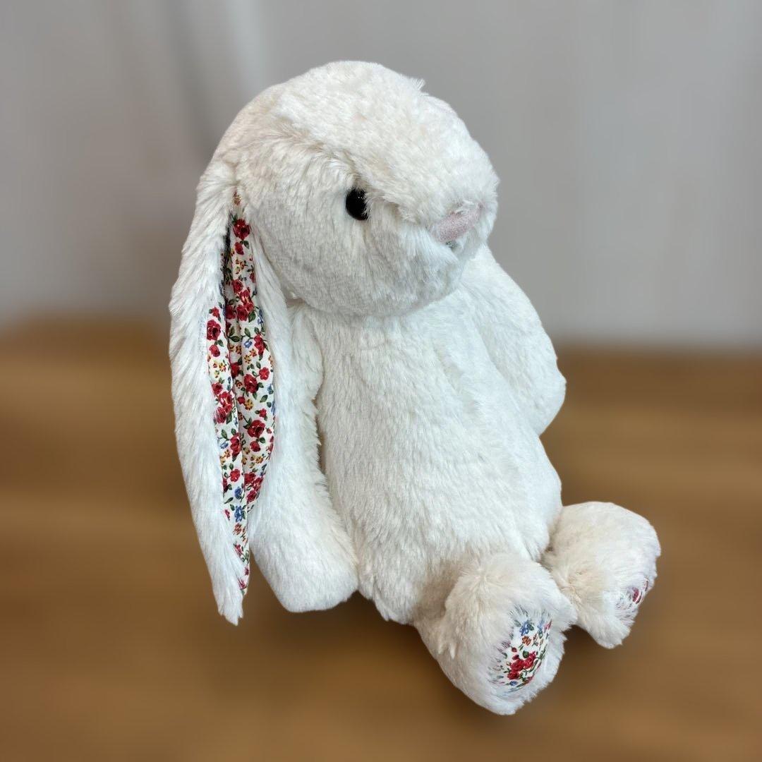 ジェリーキャット ブロッサムバニーMサイズ。ブロッサムクリームバニー。