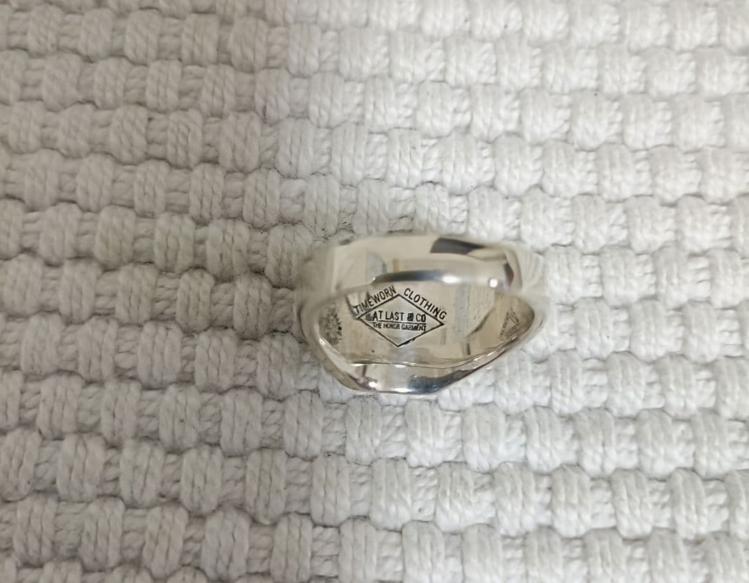 アットラスト スカルリング