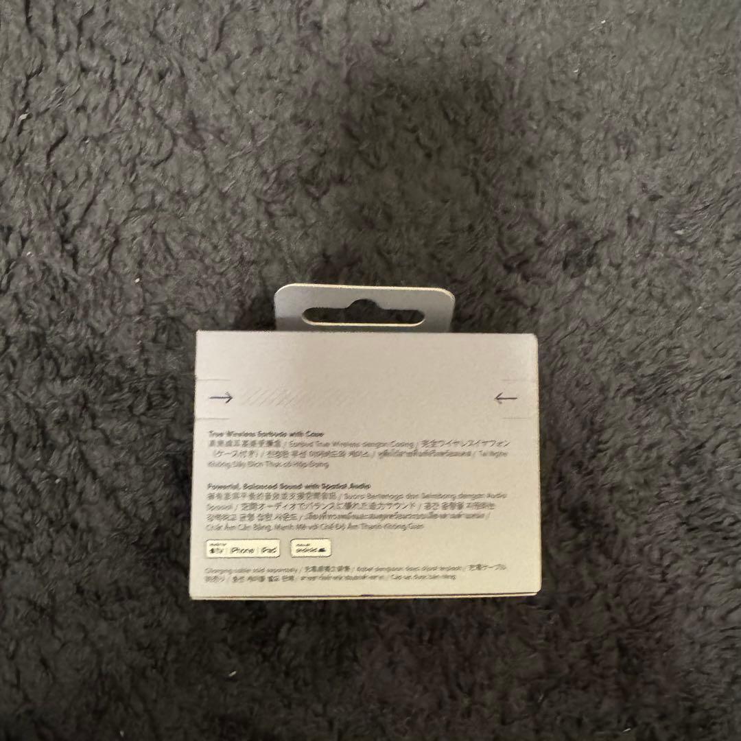 ヘッドホン Beats Solo Buds