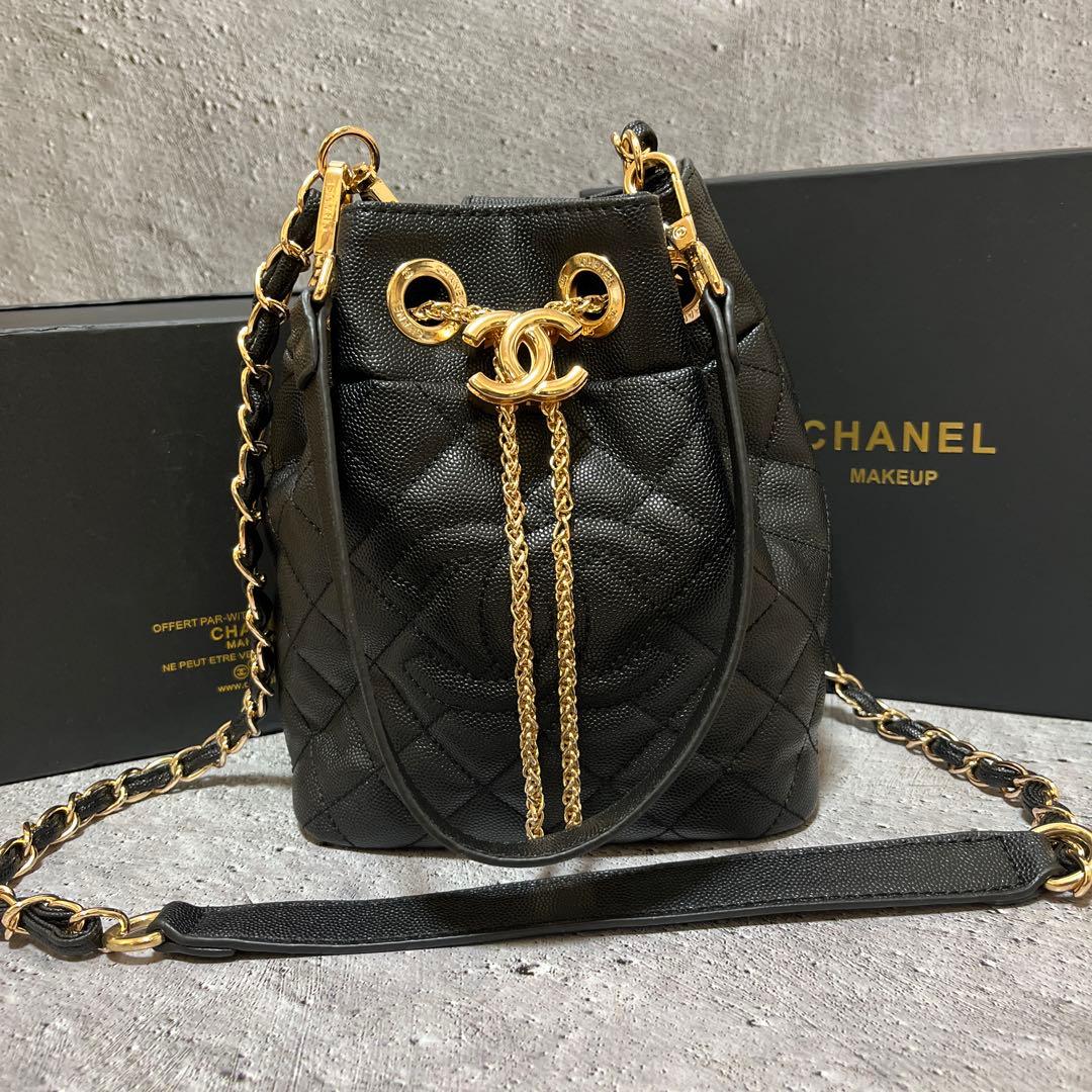 【新品未使用】シャネルブラック キルティング 巾着チェーンショルダーバッグ