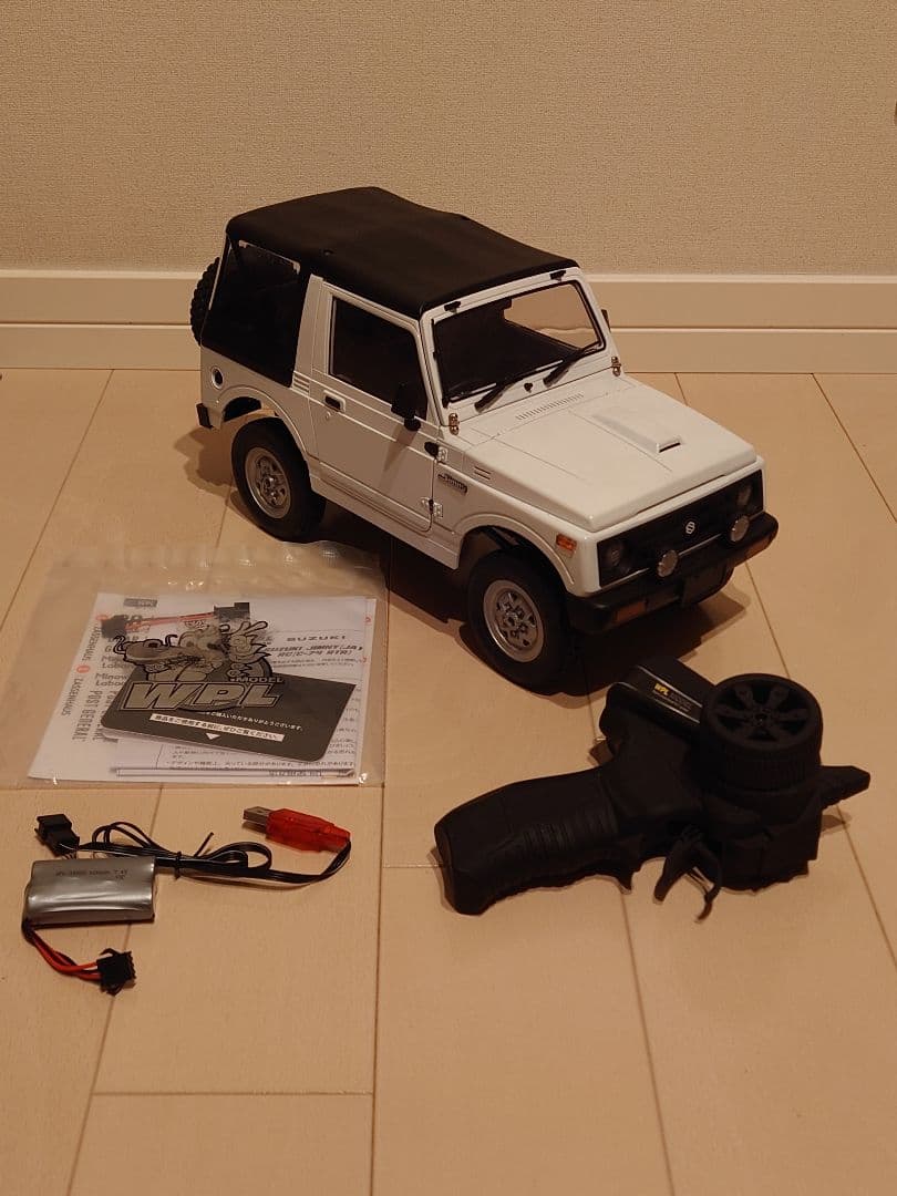 WPL C74-1 スズキ ジムニー JA11C スペリアホワイト仕様