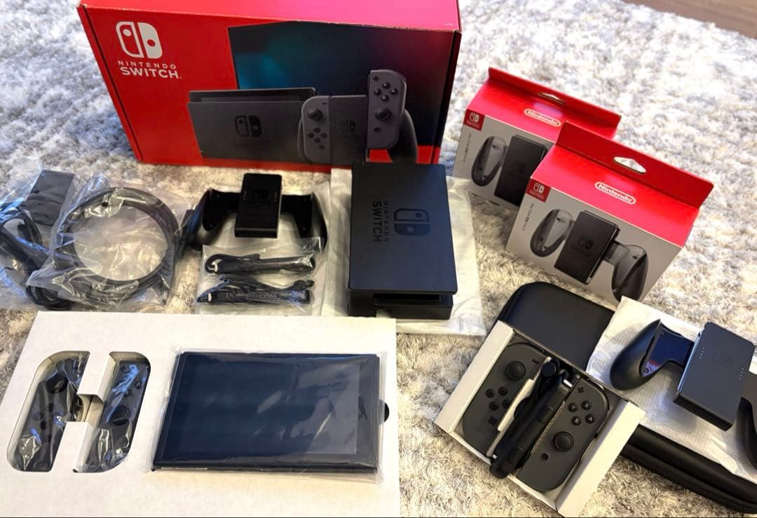Nintendo Switch 本体 Joy-Con2組 充電グリップ 他付属多