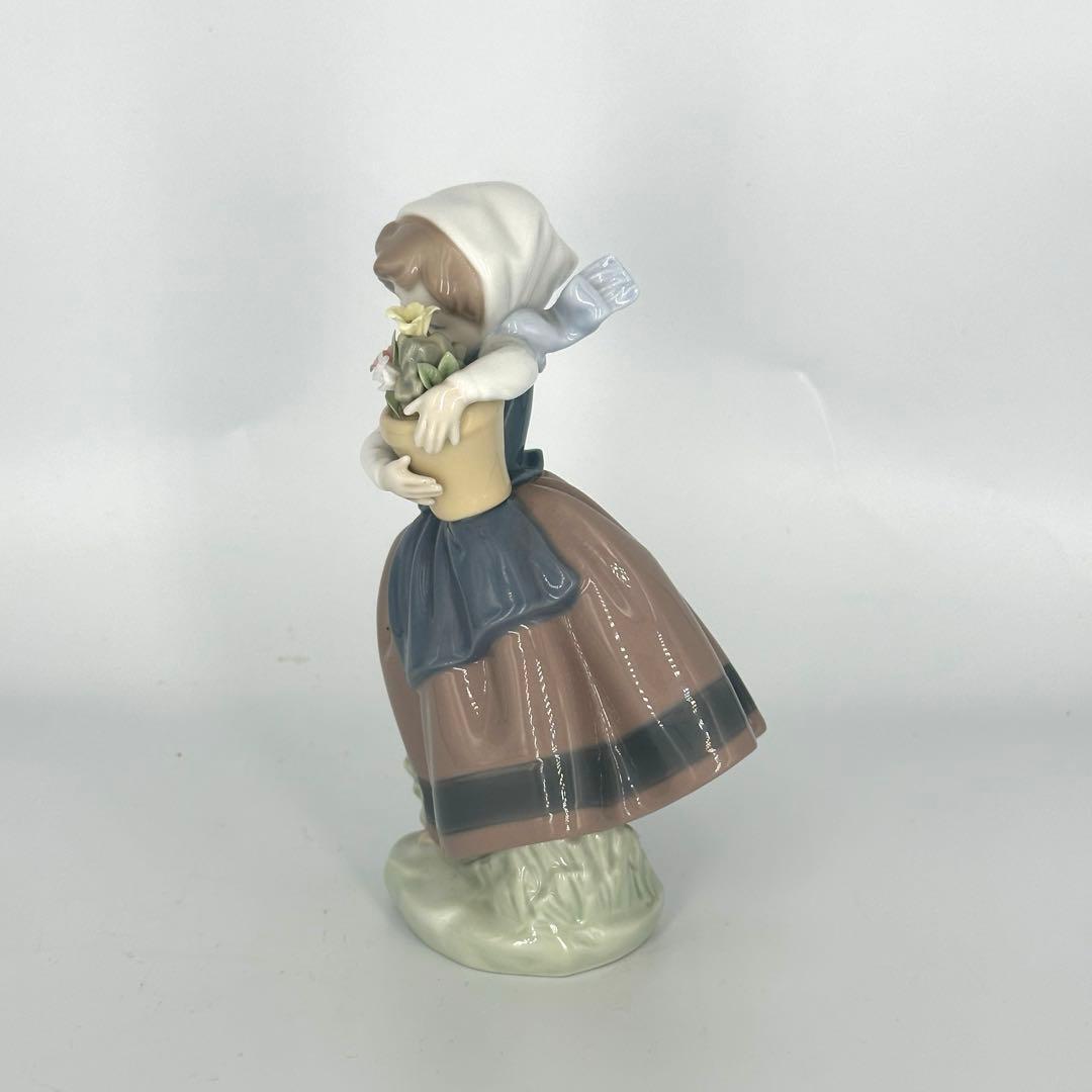 リヤドロ　春が来た