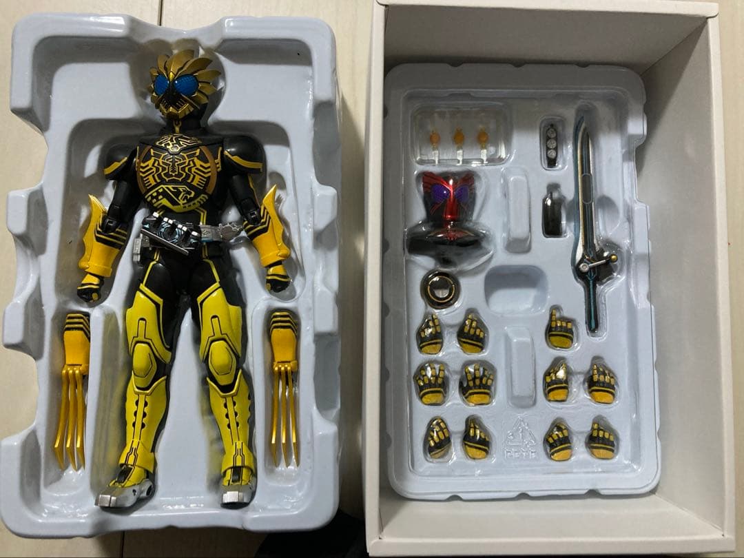 SHFiguarts 仮面ライダーオーズ ラトラーターコンボ　真骨彫　開封品