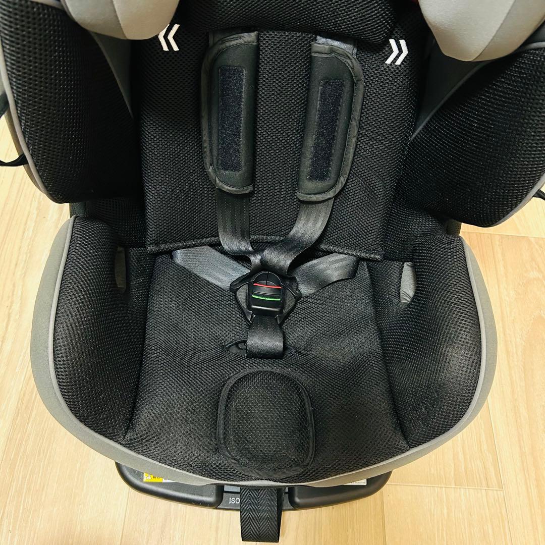 美品 アップリカ ISOFIX対応 ジュニアシート フォームフィット