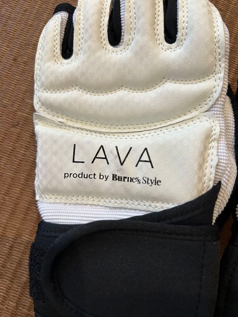 ほぼ未使用LAVAバーネススタイル ボクシング Sサイズ グローブシューズセット