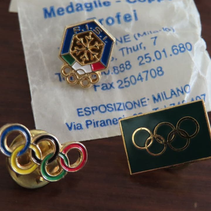 非売品　IOCピンバッジ　FIS ITALIA 国際スキー連盟　IOC