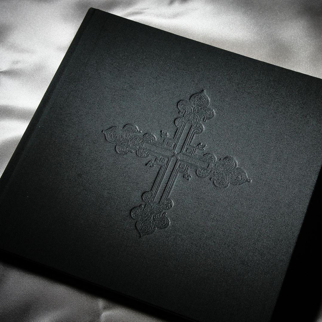 Joel-Peter Witkin 写真集スペイン語版