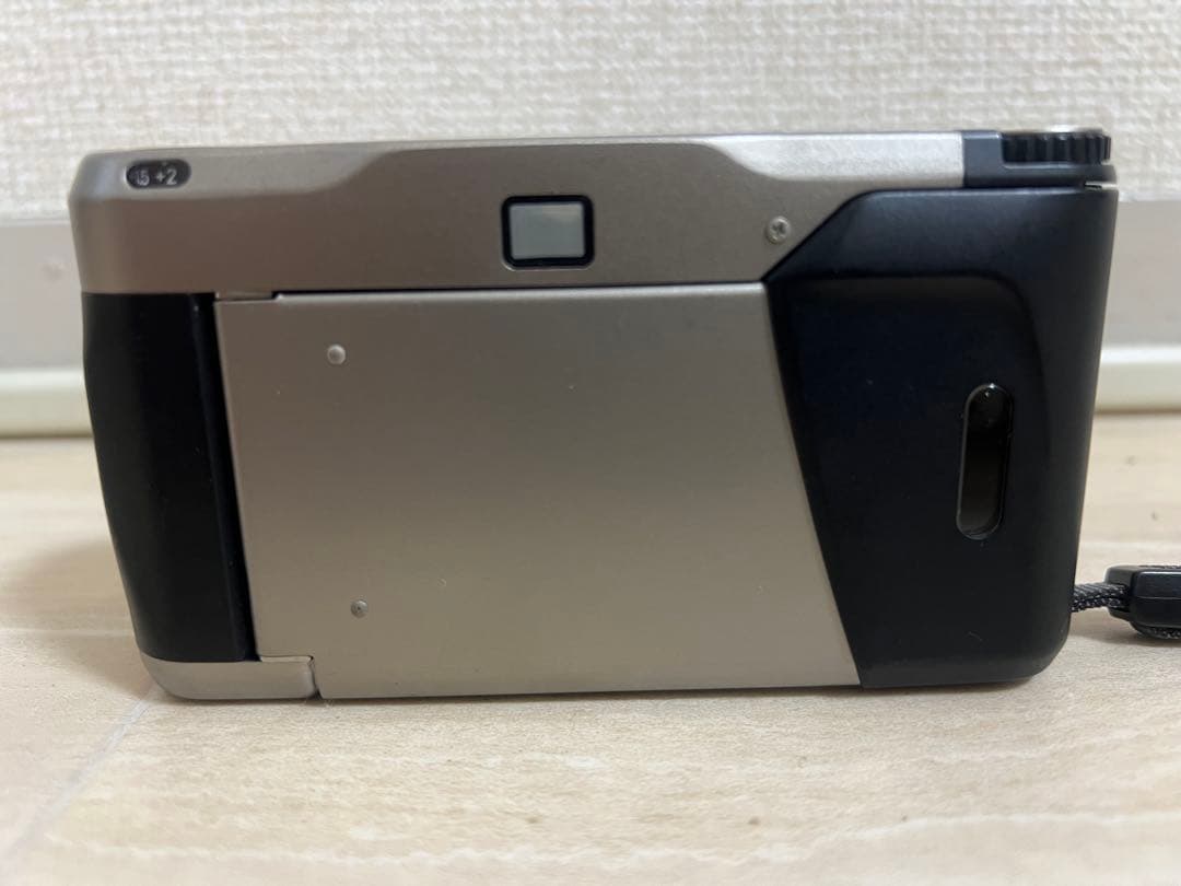 コンタックス CONTAX T2 コンパクトフィルムカメラ