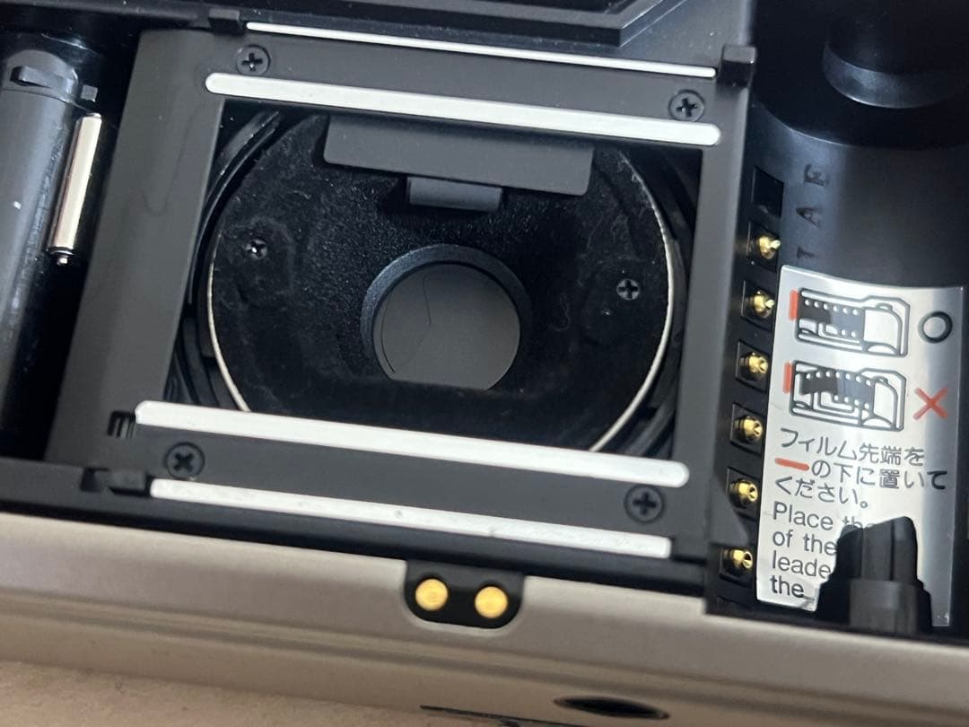 コンタックス CONTAX T2 コンパクトフィルムカメラ