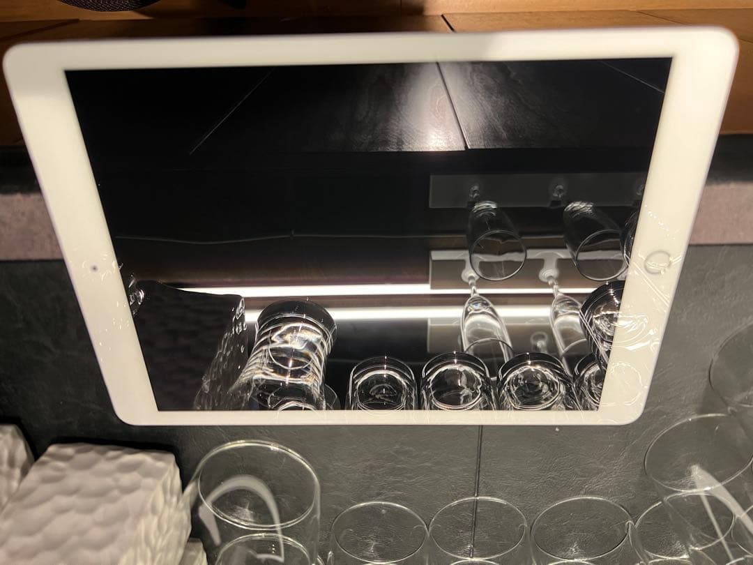 Apple iPad 第8世代 32GB セルラーモデル