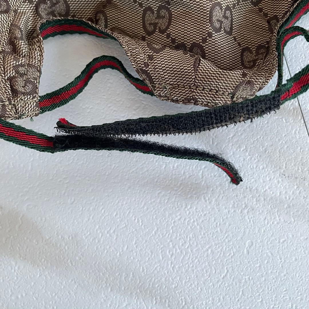 ✨正規品✨グッチ表記タグ付　GUCCI ペット用　キャップ　サンバイザー　犬　猫