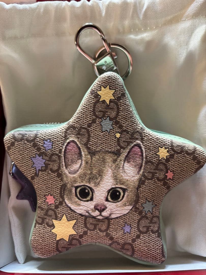 GUCCI ヒグチユウコ 星型ケース　キーチェーン　おまけ付き　お値下げ中