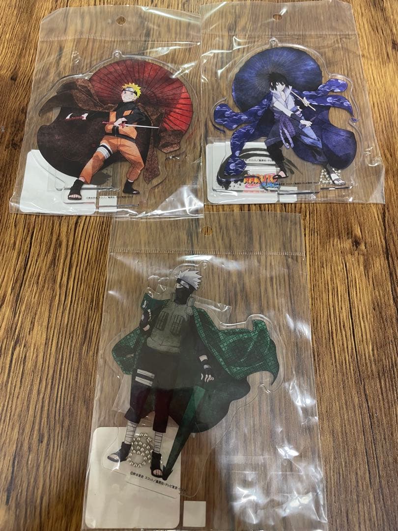 NARUTO疾風伝　うちはサスケ　カカシ　ナルト和傘　絵馬　アクスタ　キャラアニ