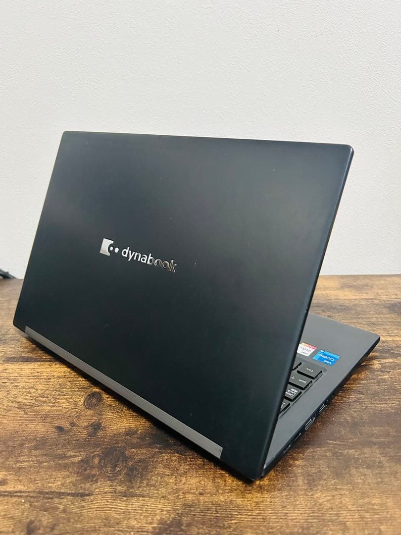 極美品 dynabook G83/HU第11世代 i5 256GB オフィス