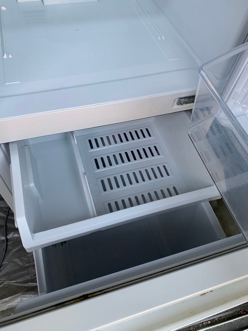 AQR-E13J(W) 冷蔵庫 2020年製