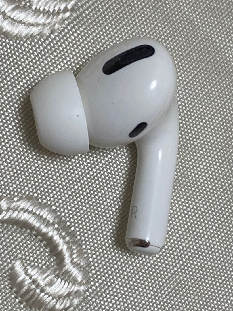 Apple AirPods Pro 右耳のみ