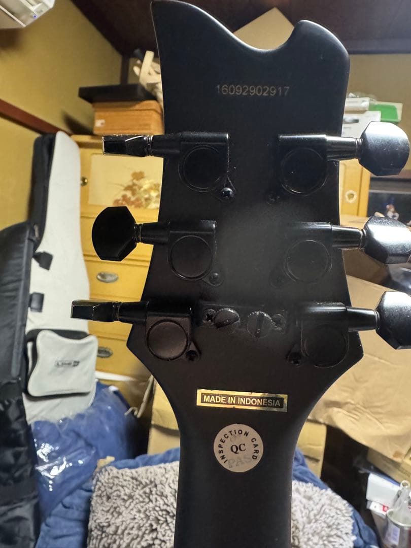 Kramer Assault ブラックエレキギター