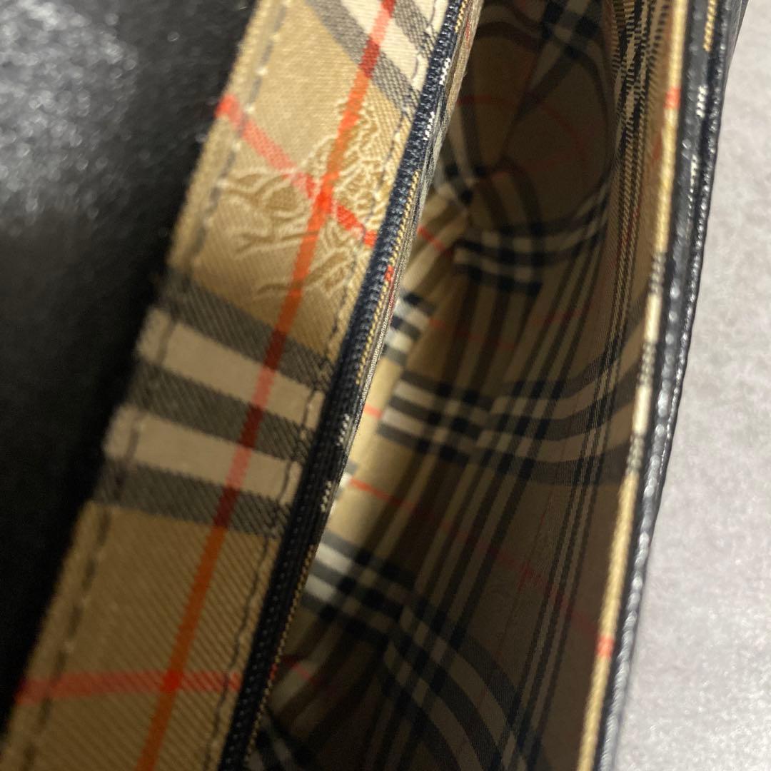 ✨極美品✨Burberrysブラックオールレザーショルダーバッグ　ノバチェック