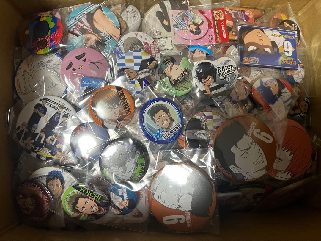 スポーツ　アニメ　缶バッジのみ　620個以上　大量まとめ売り