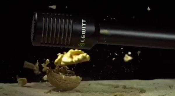 中古 LEWITT INTERVIEWER