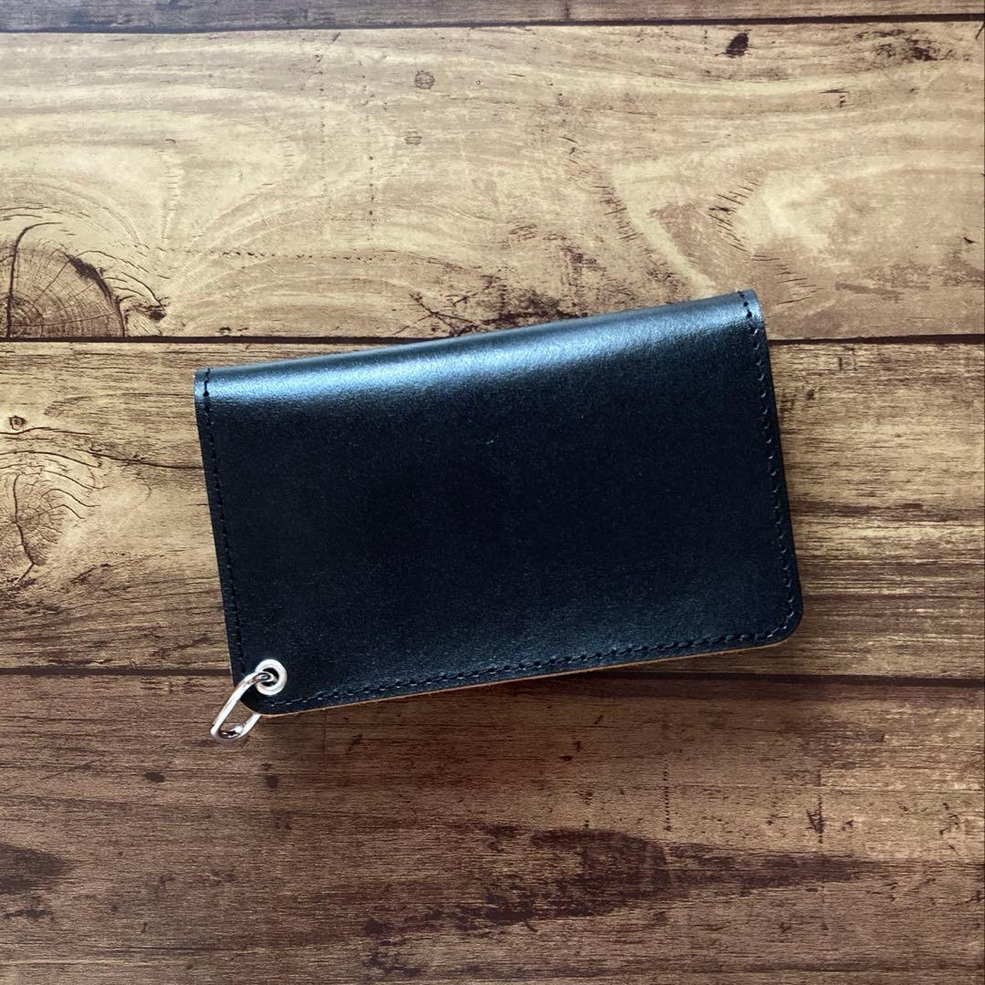 【お札を折らずに収納】カウレザー トラッカーウォレット150（ミドル）3層