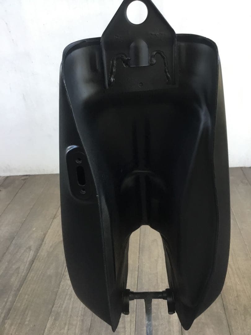 SR400 ガソリンタンク　マットブラック　自家塗装