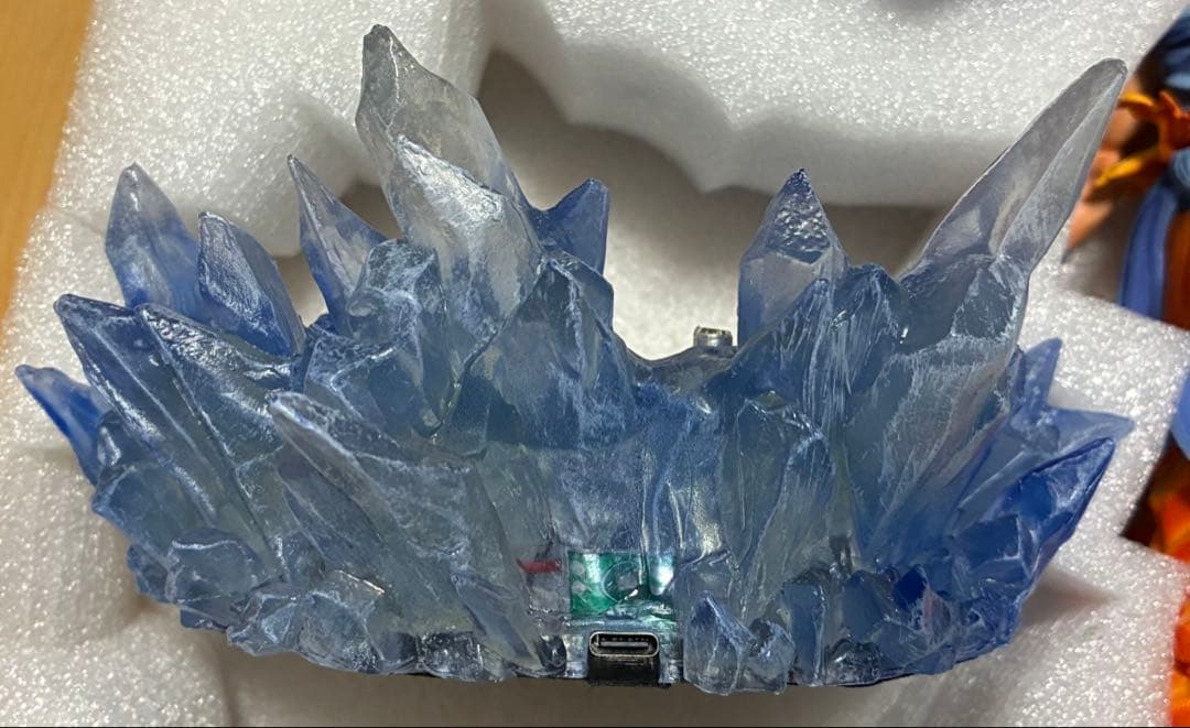 ドラゴンボール　JT製　孫悟空　顔変えパーツ＆光る台座付き　新品未使用品。