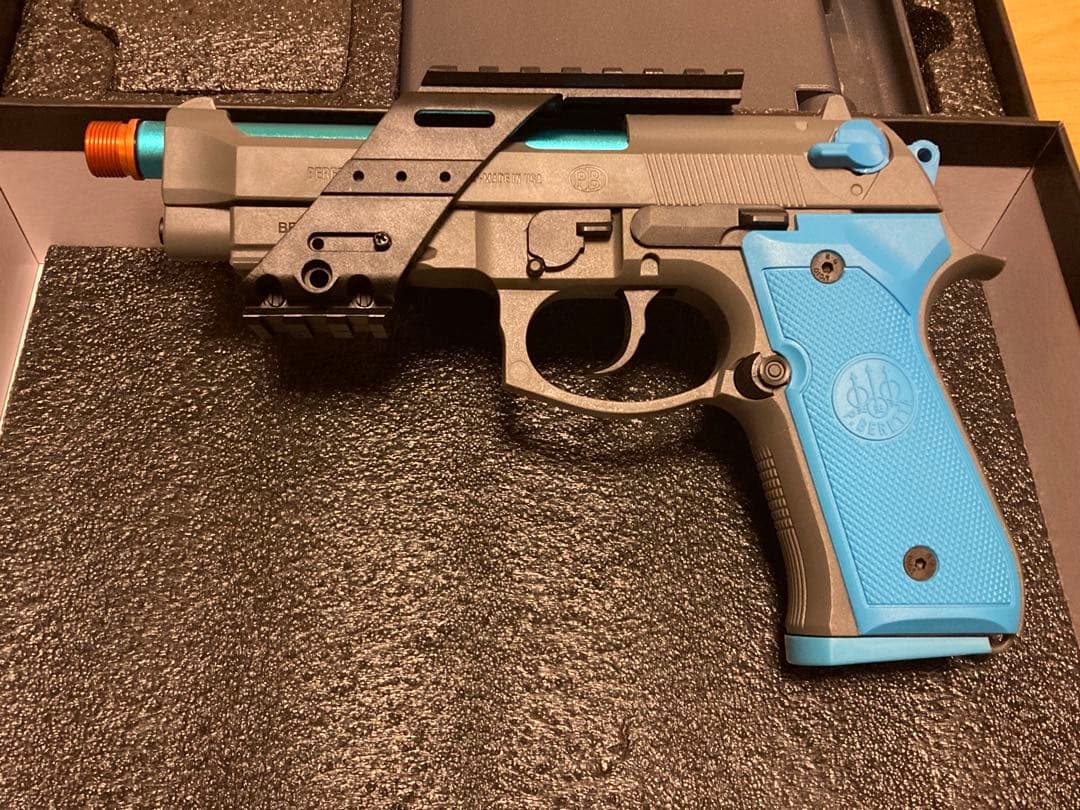 M9 リアルハンドガンによる本格射撃トレーニング