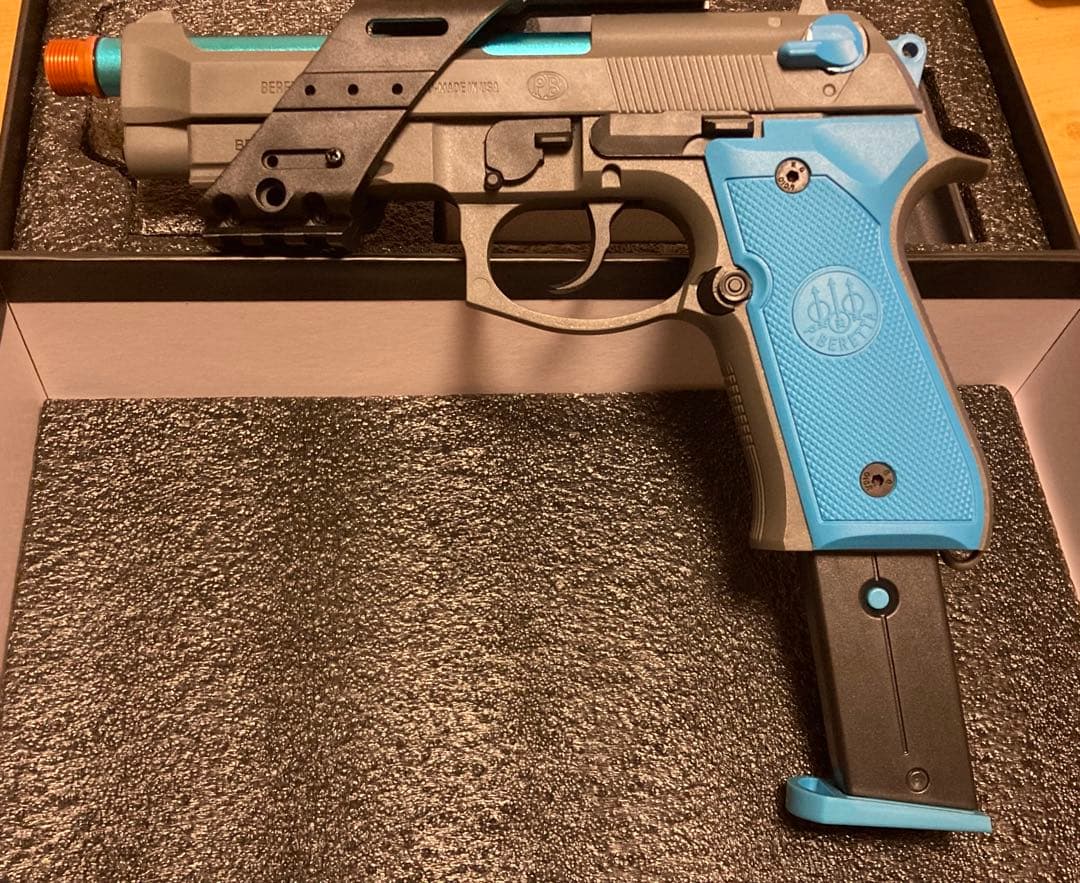 M9 リアルハンドガンによる本格射撃トレーニング