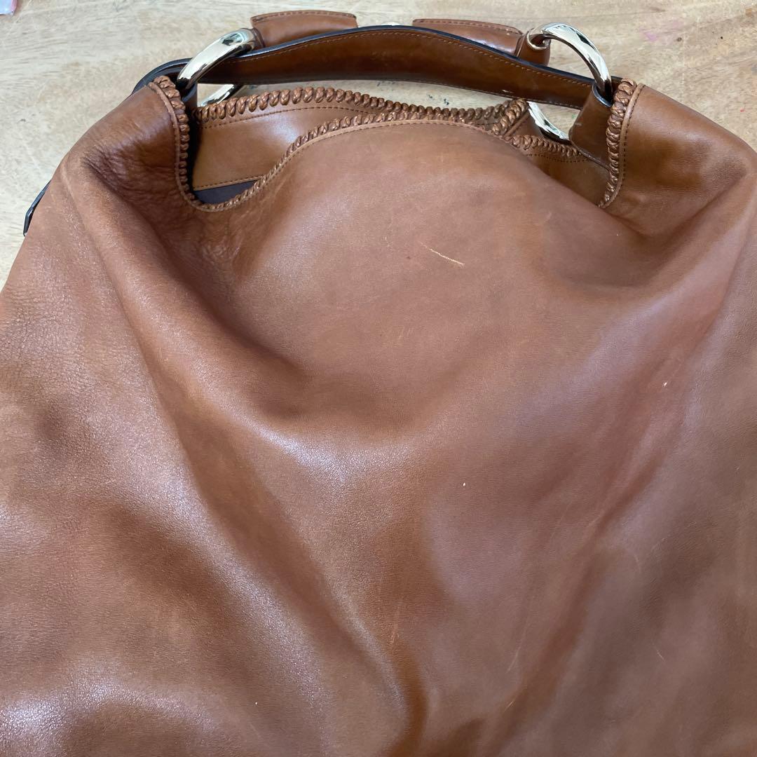 グッチ　ブラウンレザーショルダーバッグ