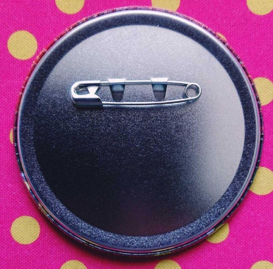 ◇◆おまけ多数付◆ワンピース　缶バッジ　シャンクス　輩