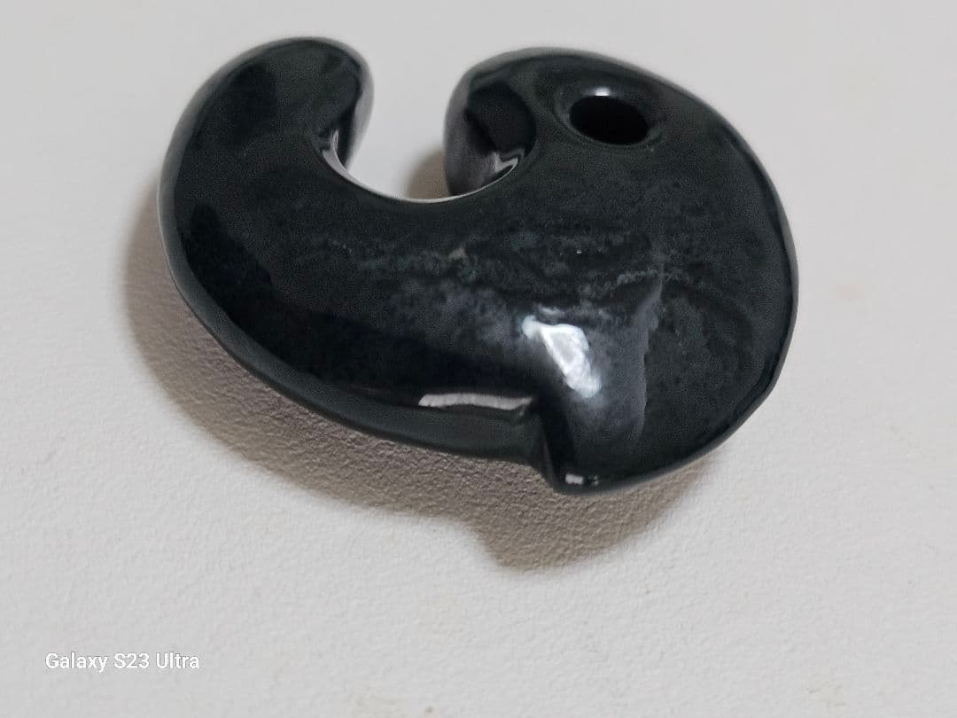 出雲瑪瑙碧玉飛龍勾玉　宝石鑑別書付き