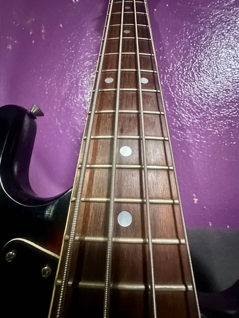 Morris エレキベース サンバースト