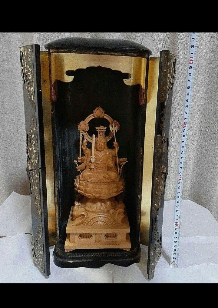 八臂弁財天　仏像　厨子
