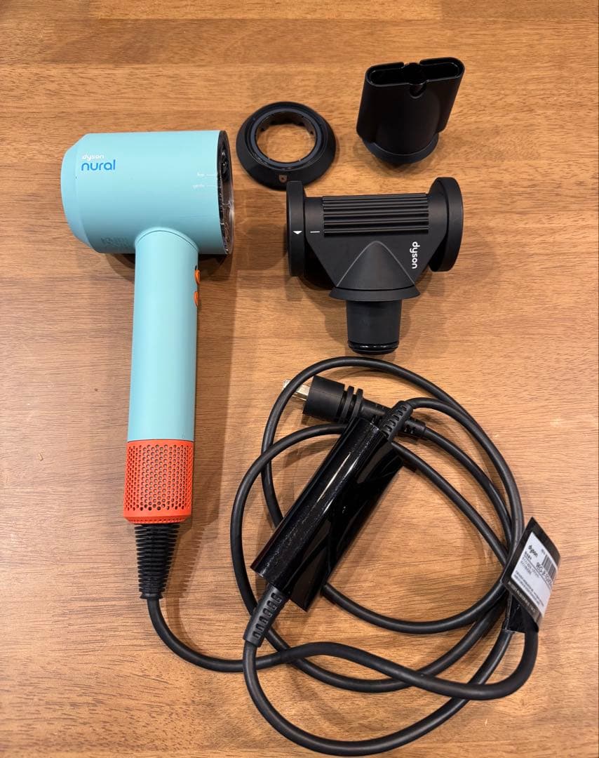 Dyson ダイソン ヘアドライヤー　セラミックパティーナ/トパーズ　HD16