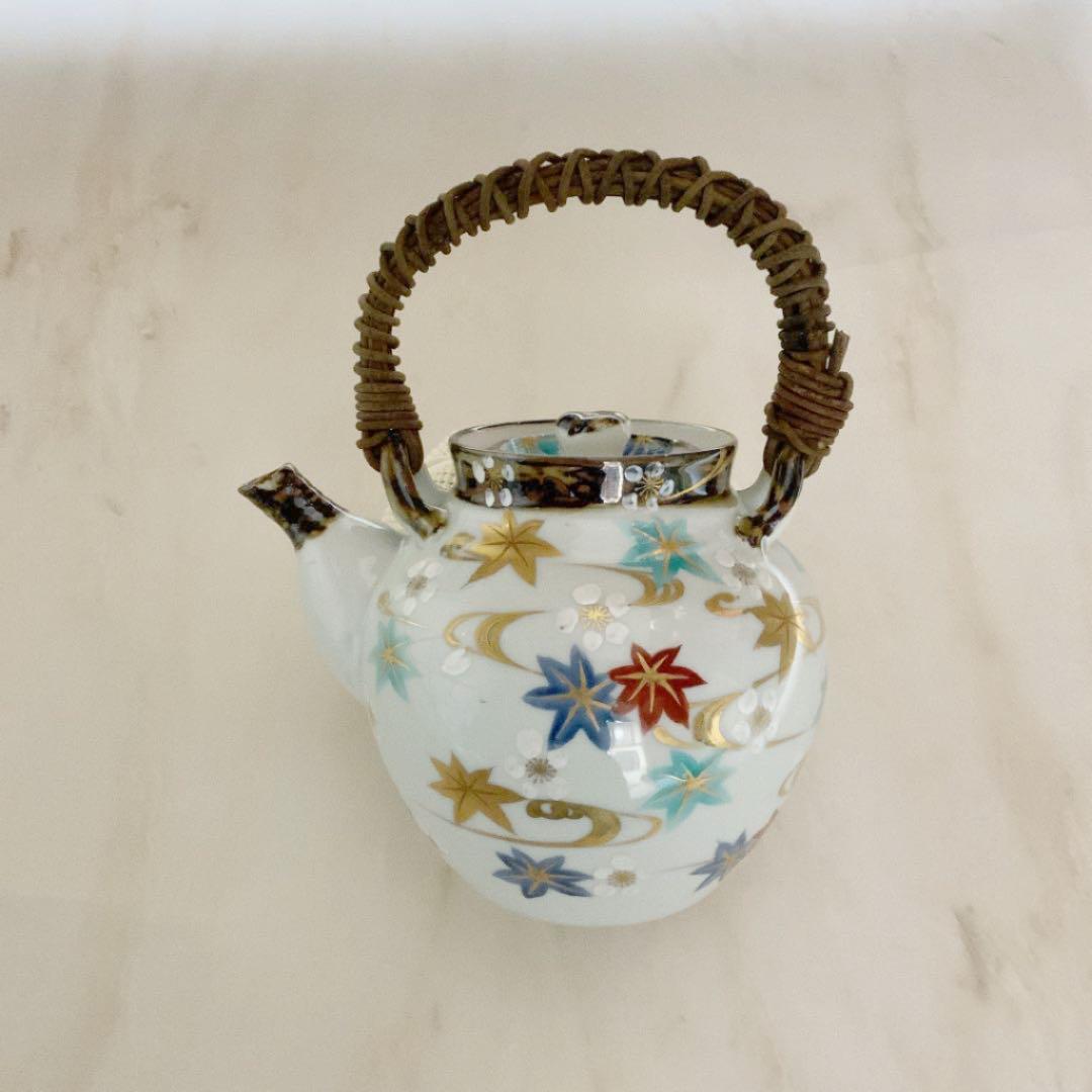 大きめの急須（梅・紅葉・金彩）