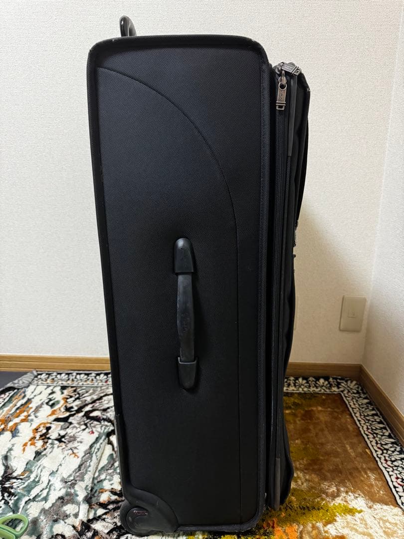 TUMI 黒 キャリーケース　BIG 大きいサイズ