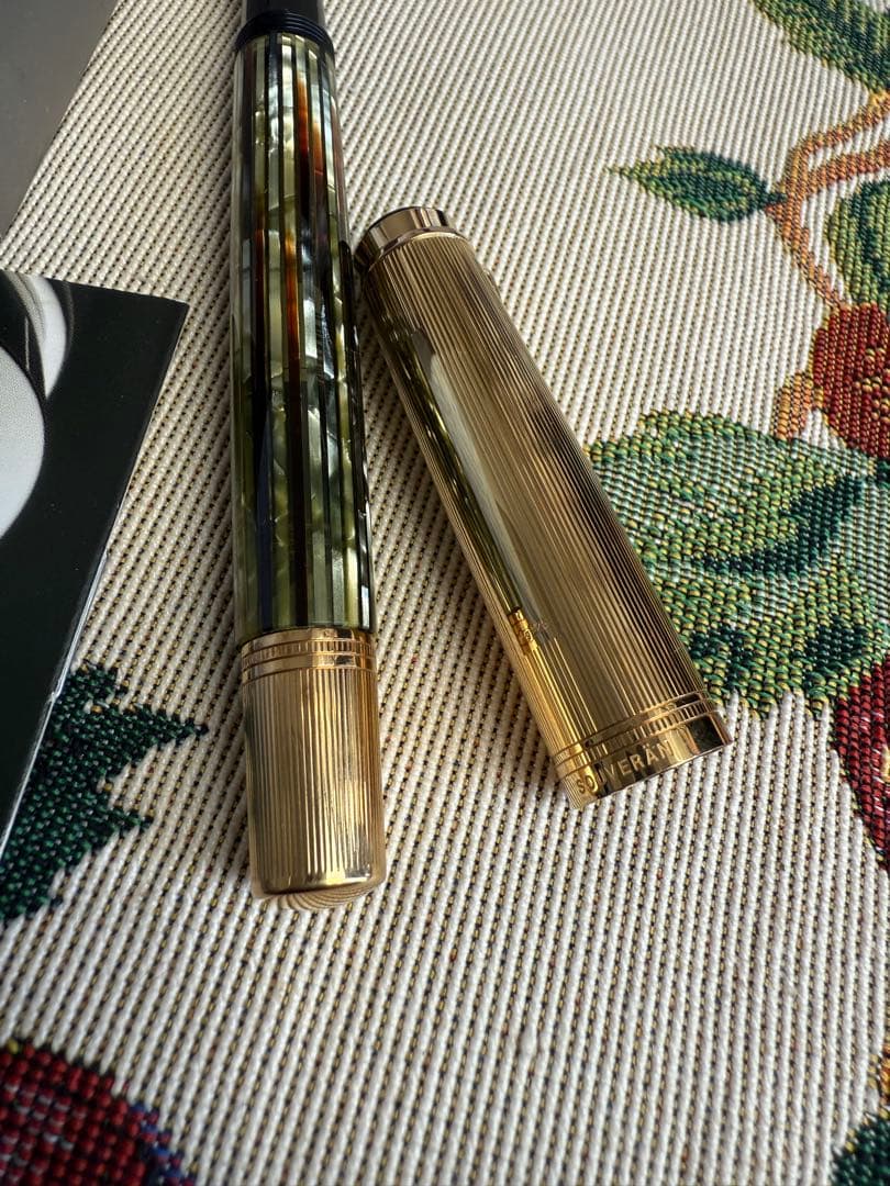 Pelikan ゴールド/シルバー、R450