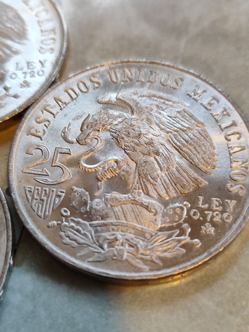 1968年メキシコオリンピック記念25ペソ銀貨　三枚　保存状態　良