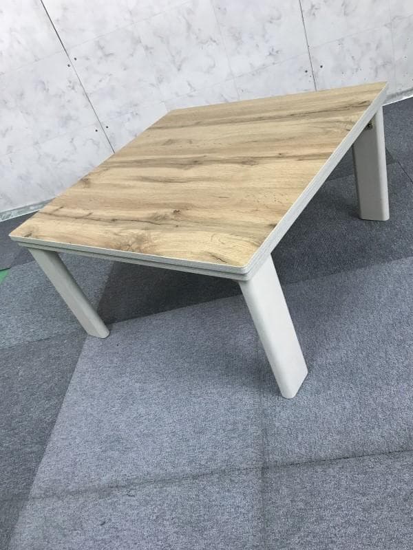 かわいい折れ脚　リバーシブルコタツ70WH