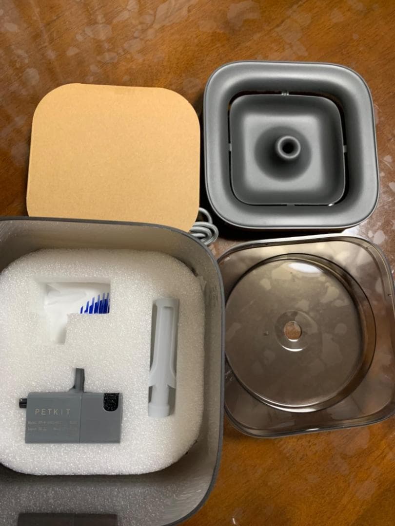 ☆ペット用 みずのみ器 自動給水器 循環式　自動パワーオフ