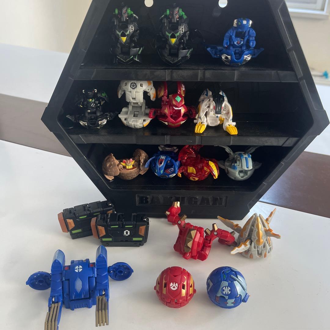 爆丸　スタジアム　収納ケースセット　カード