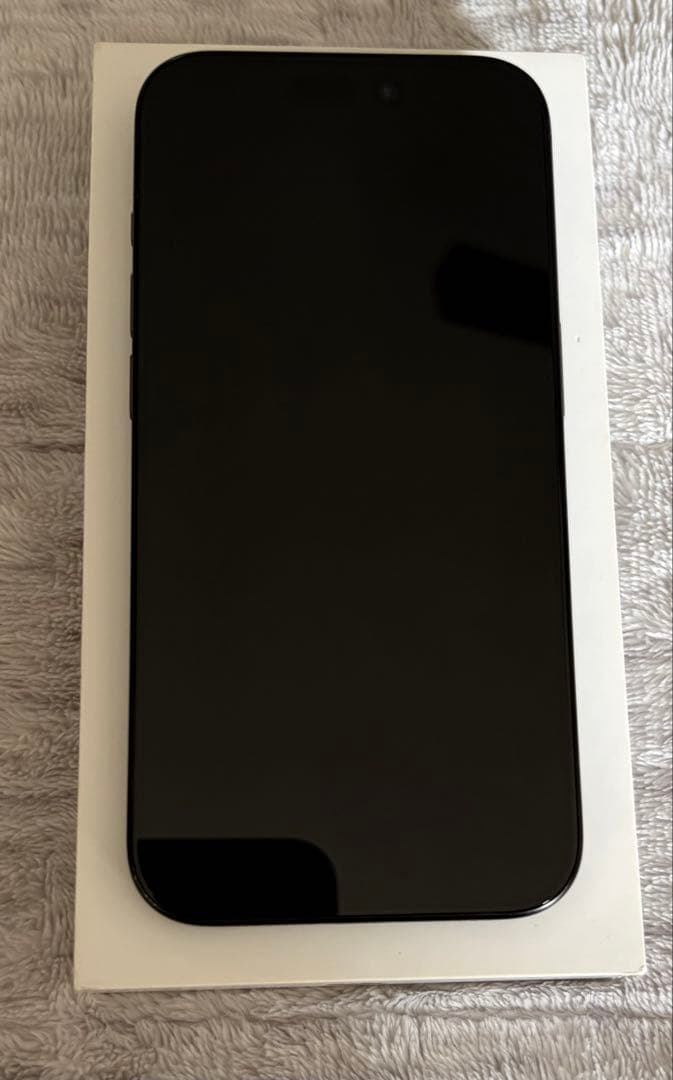 Apple iPhone 15pro ブラックチタニウム128GB