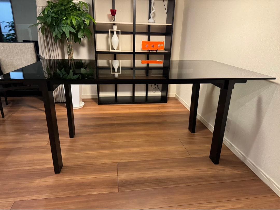 【Taka Jamaica】カッシーナ　BLOOM ダイニングテーブル